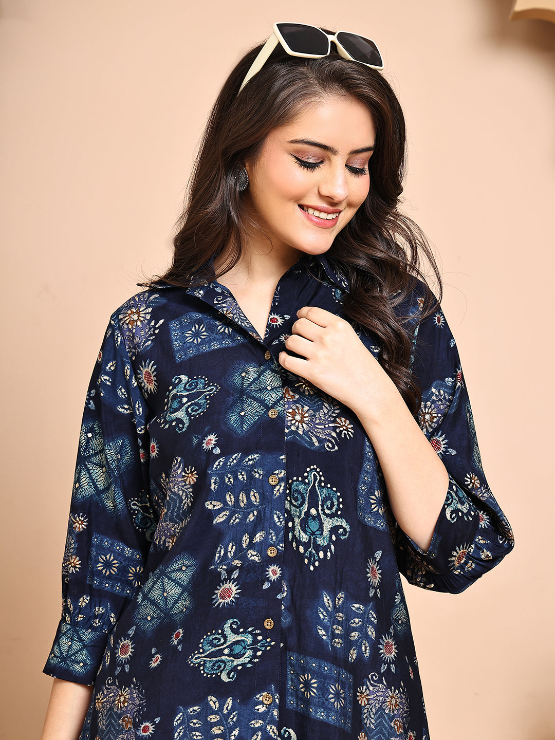 Blue Colour Abstract Printed Shirt Collar Tunic & Trousers Co-Ords