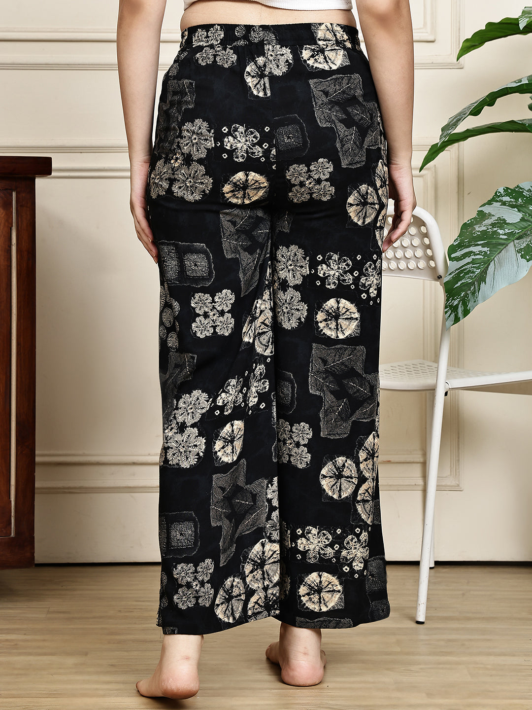Black Abstract Printed Viscose Rayon Lounge Pants for Women