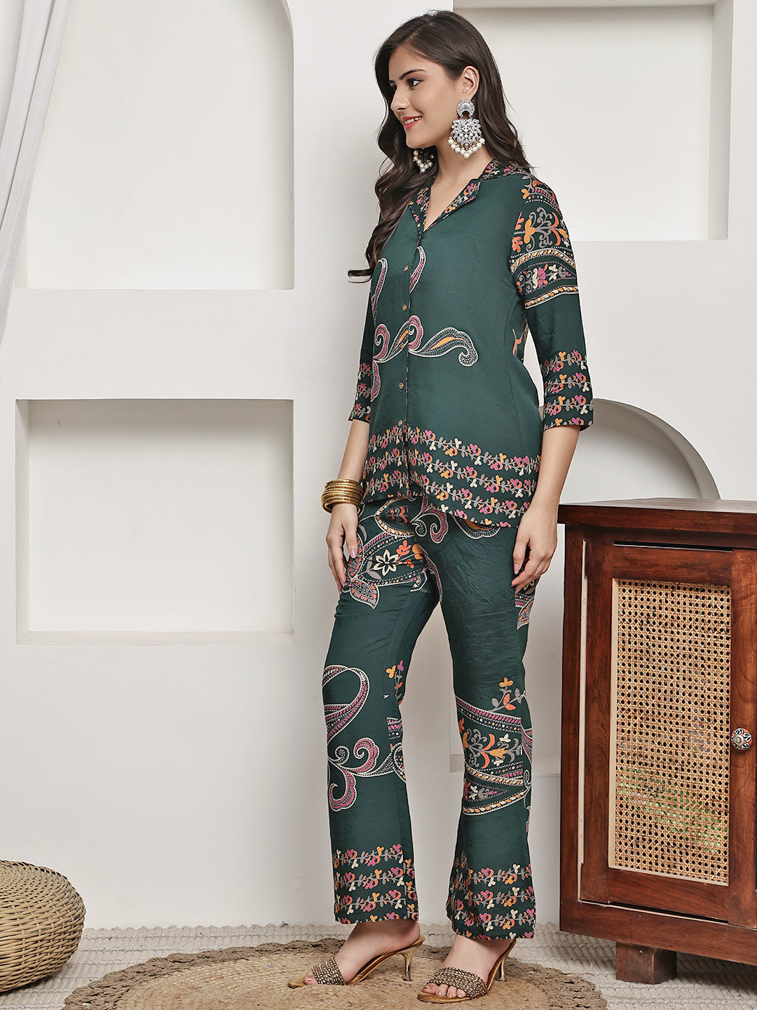 Green Colour Abstract Printed Premium Chanderi Co-Ord Set for Women