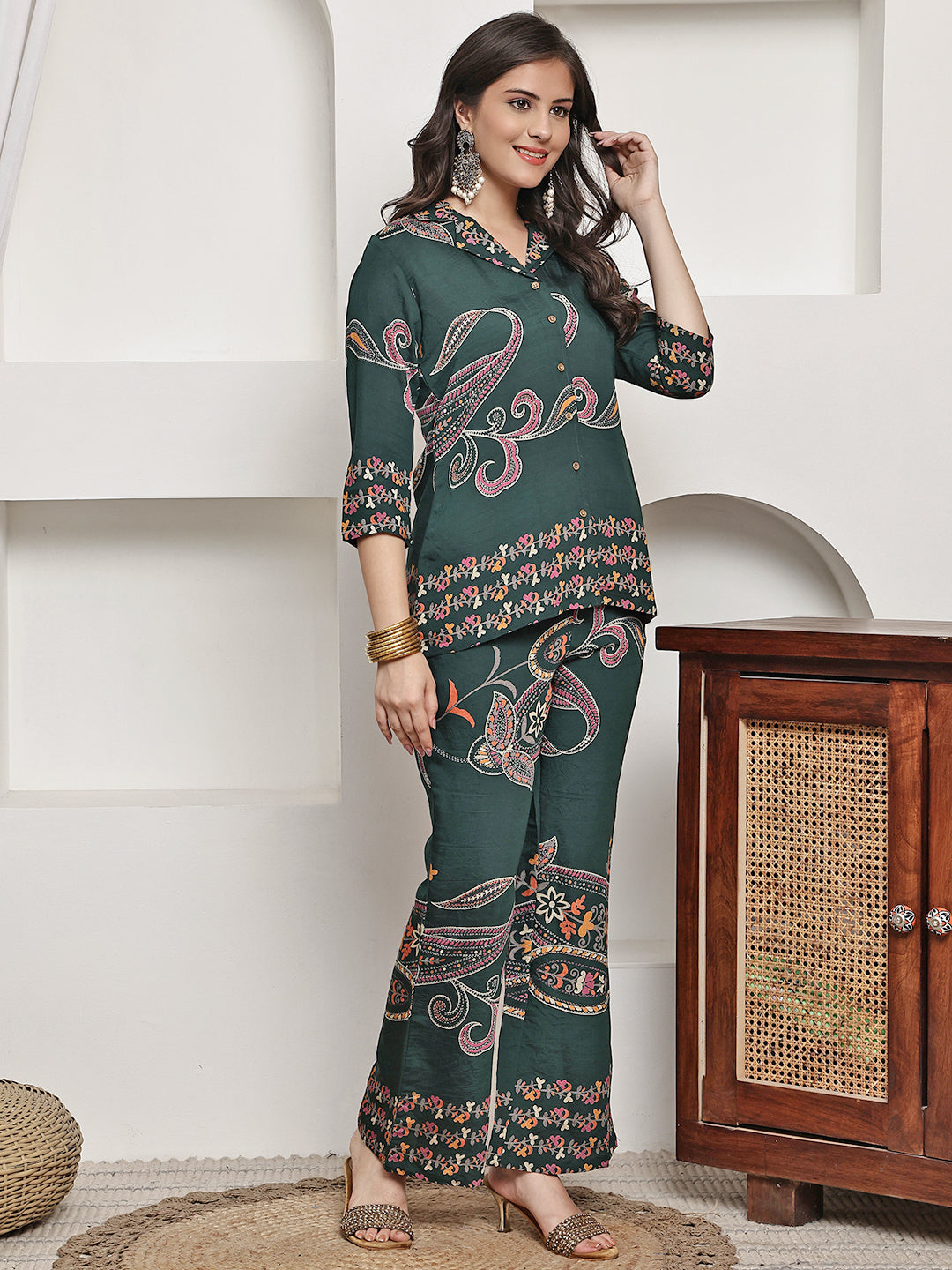 Green Colour Abstract Printed Premium Chanderi Co-Ord Set for Women