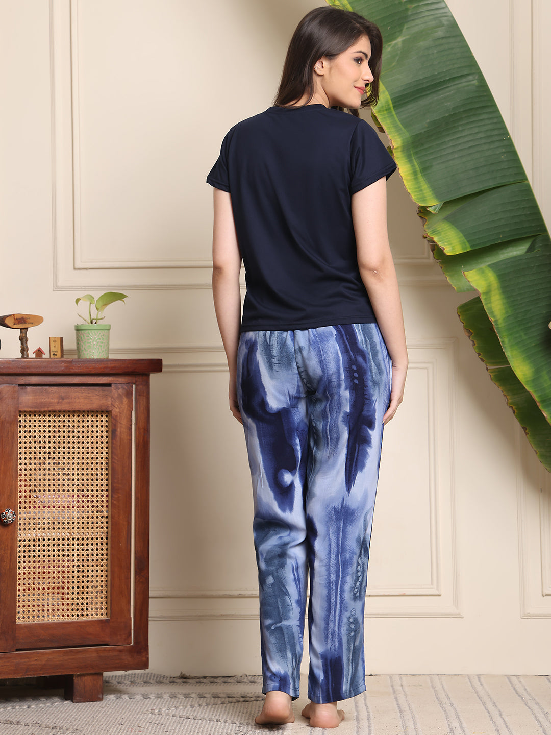 Blue Solid Viscose Rayon Night Suit for Women by Claura