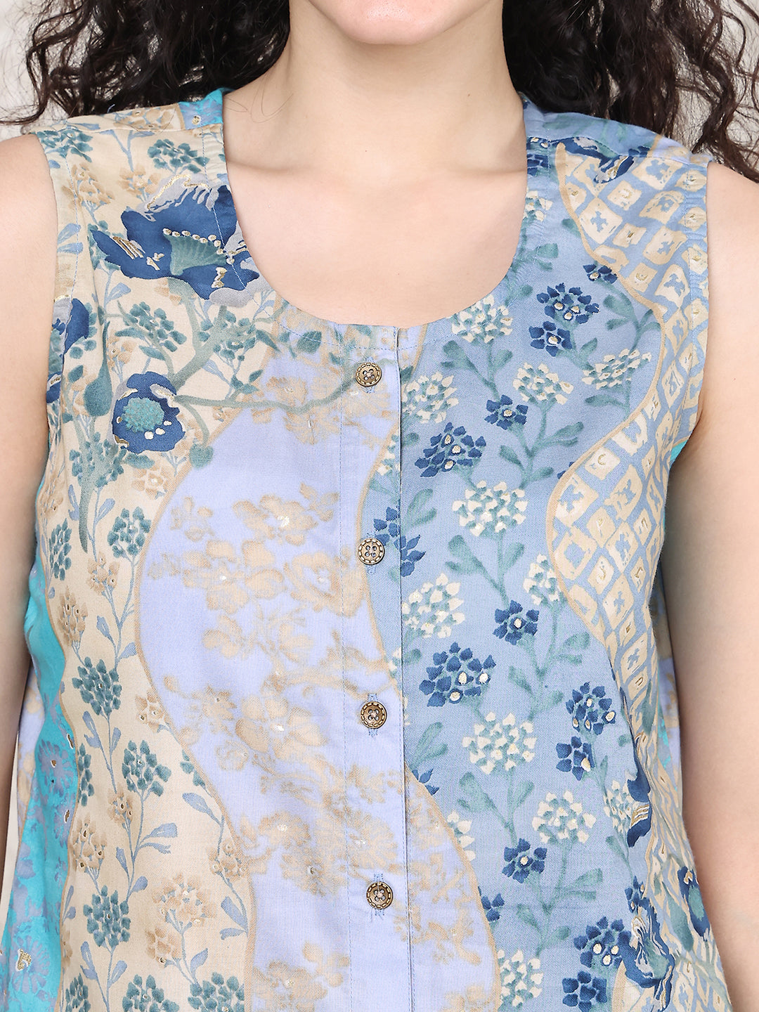 Blue Colour Floral Printed Cotton Night Suit For Women