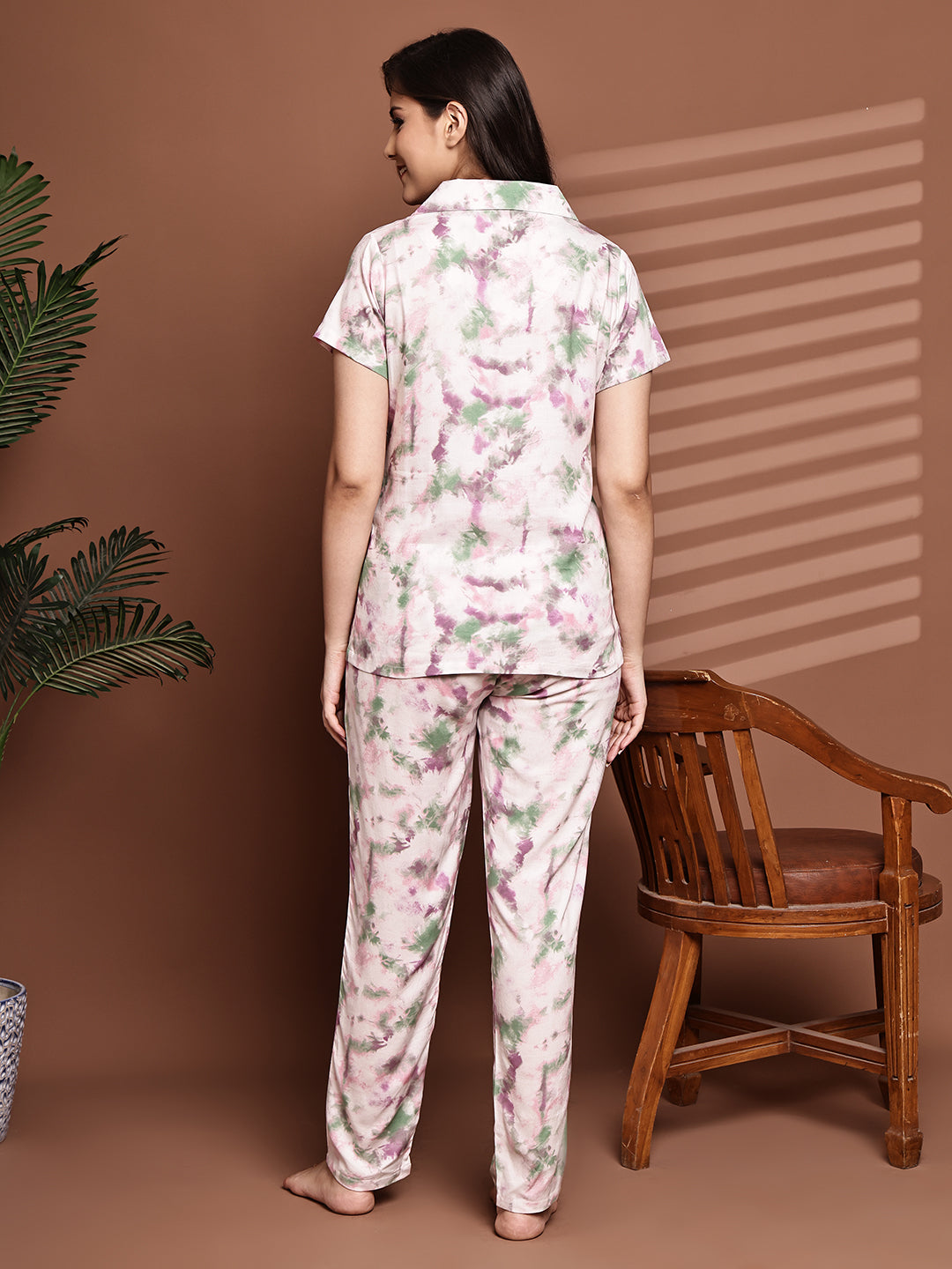 Pink Colour Graphic Printed Viscose Rayon Night Suit for Women