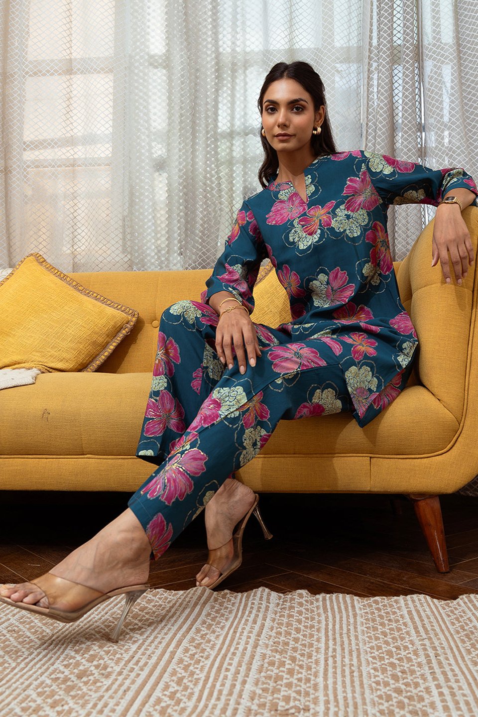 Woman wearing Blue Floral Co-Ord Set