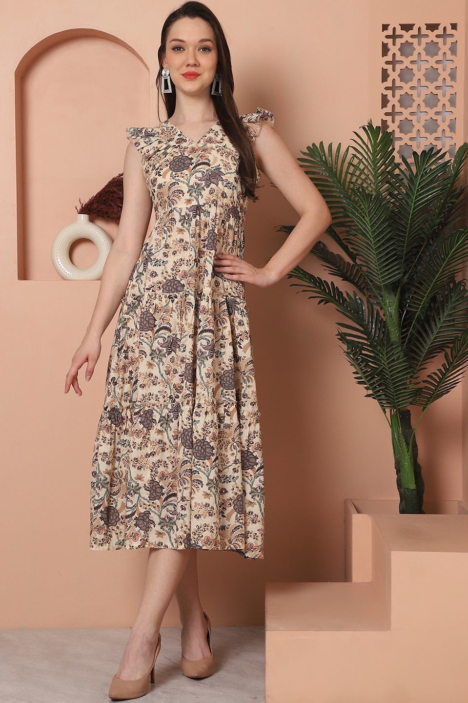 Brown cotton dress with 3/4 sleeves and floral print