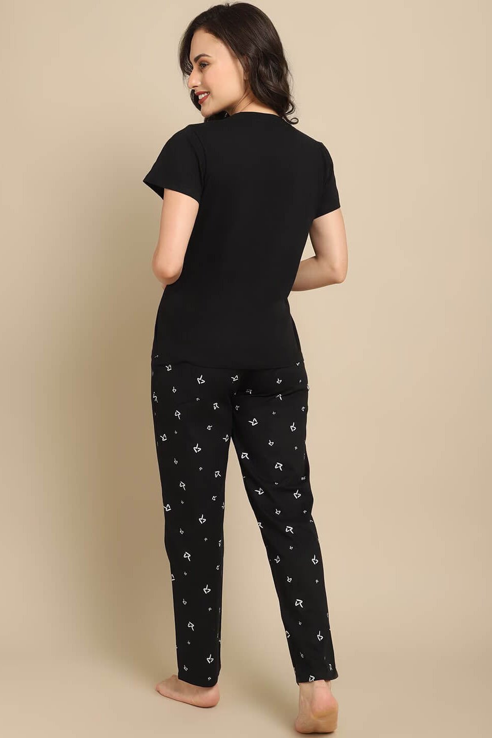 Black & White Geometric Printed Viscose Rayon Night Suit for Women by Claura