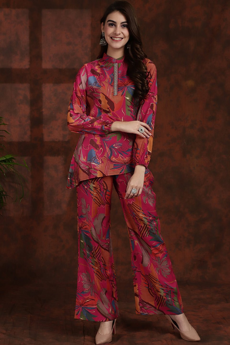 Woman wearing Pink Floral Printed Co-Ord Set