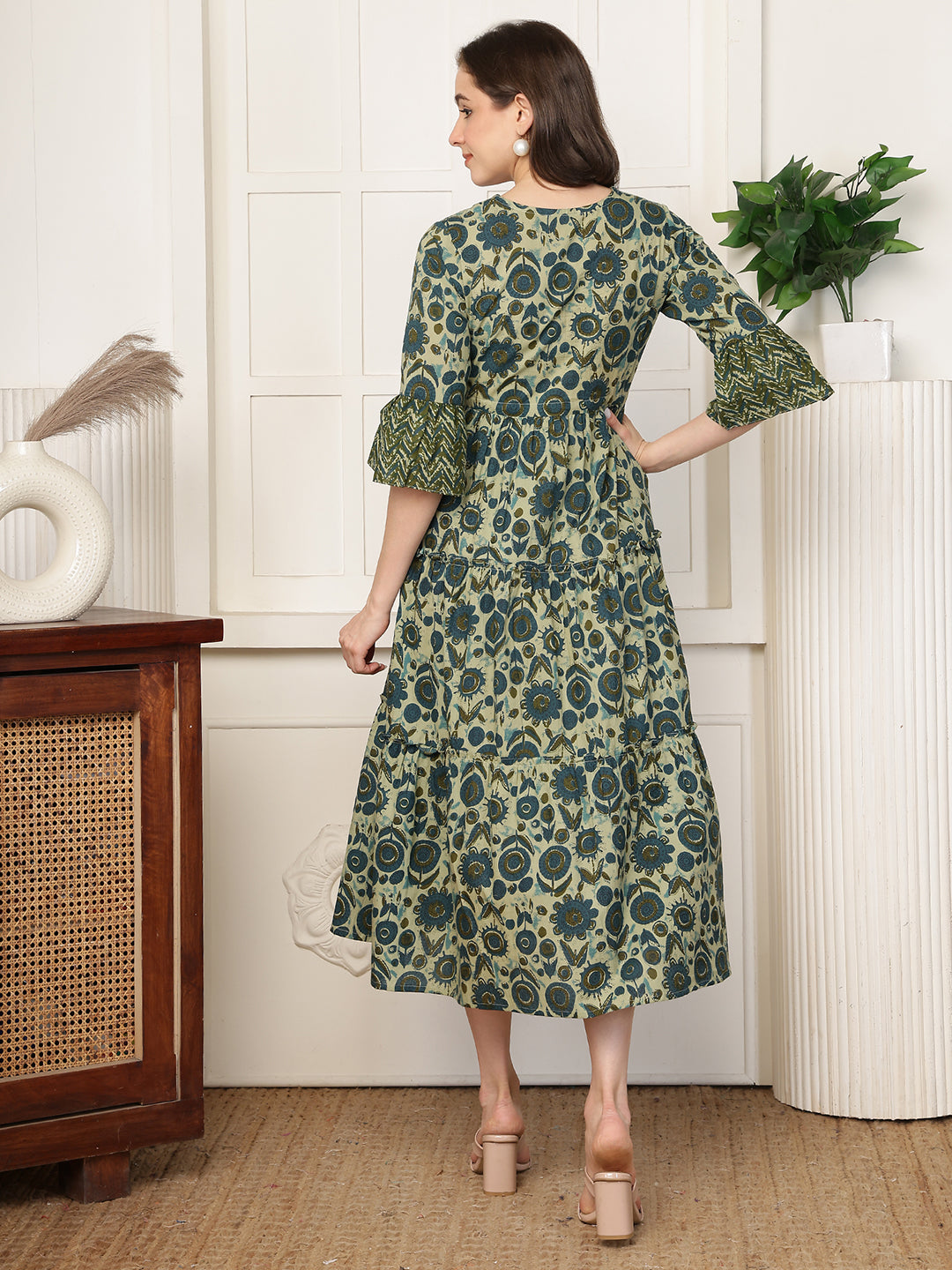 Green Floral Print Flared Sleeve A-Line Midi Dress | Claura