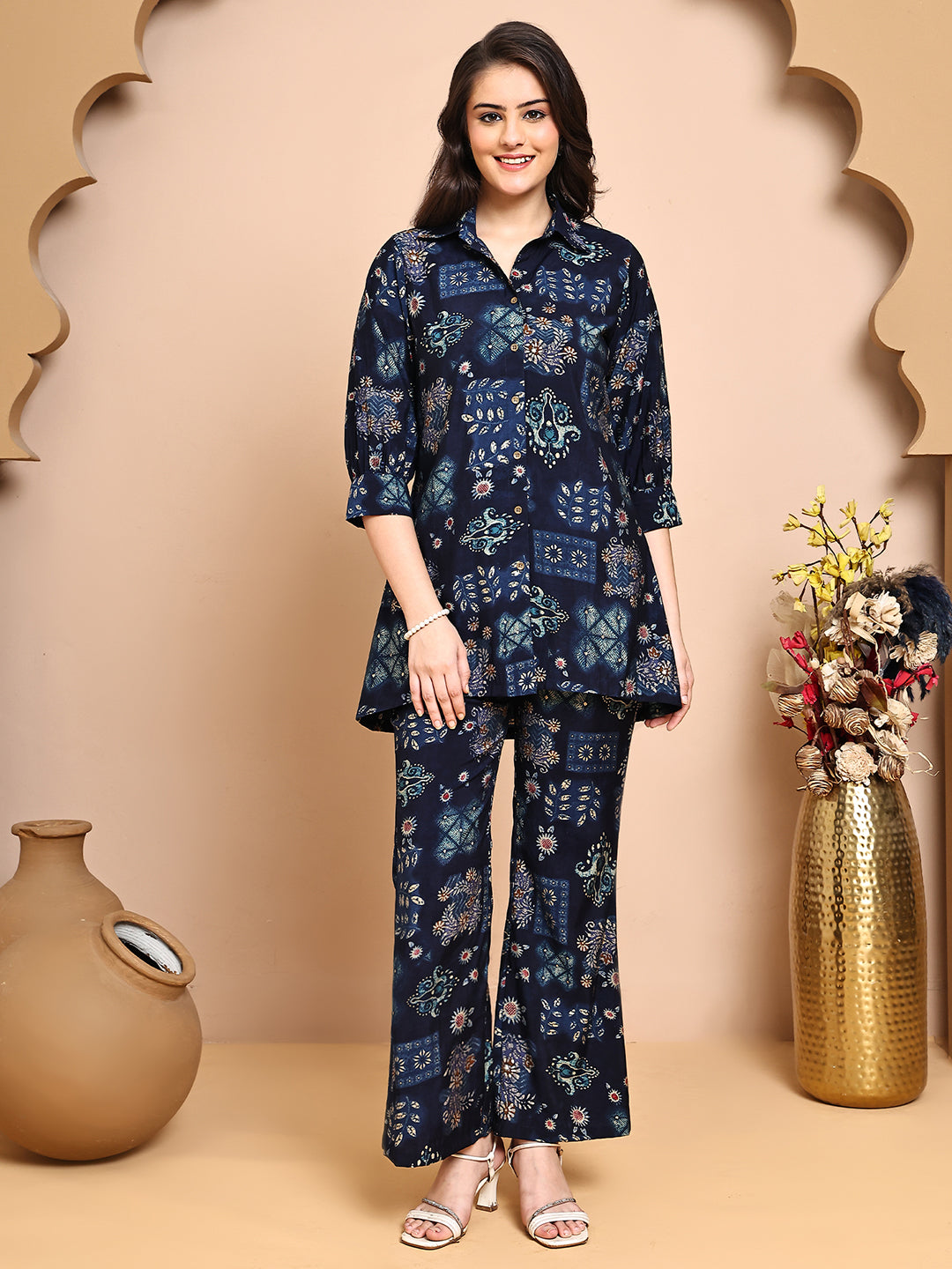 Blue Colour Abstract Printed Shirt Collar Tunic & Trousers Co-Ords