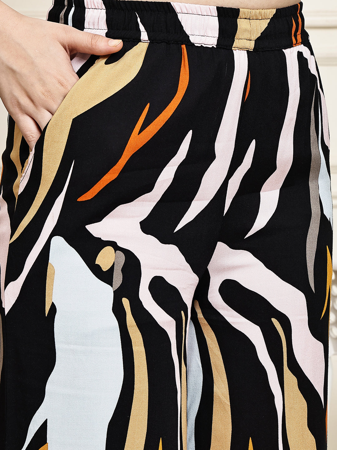 Black Colour Abstract Printed Viscose Rayon Lounge Pants For Women