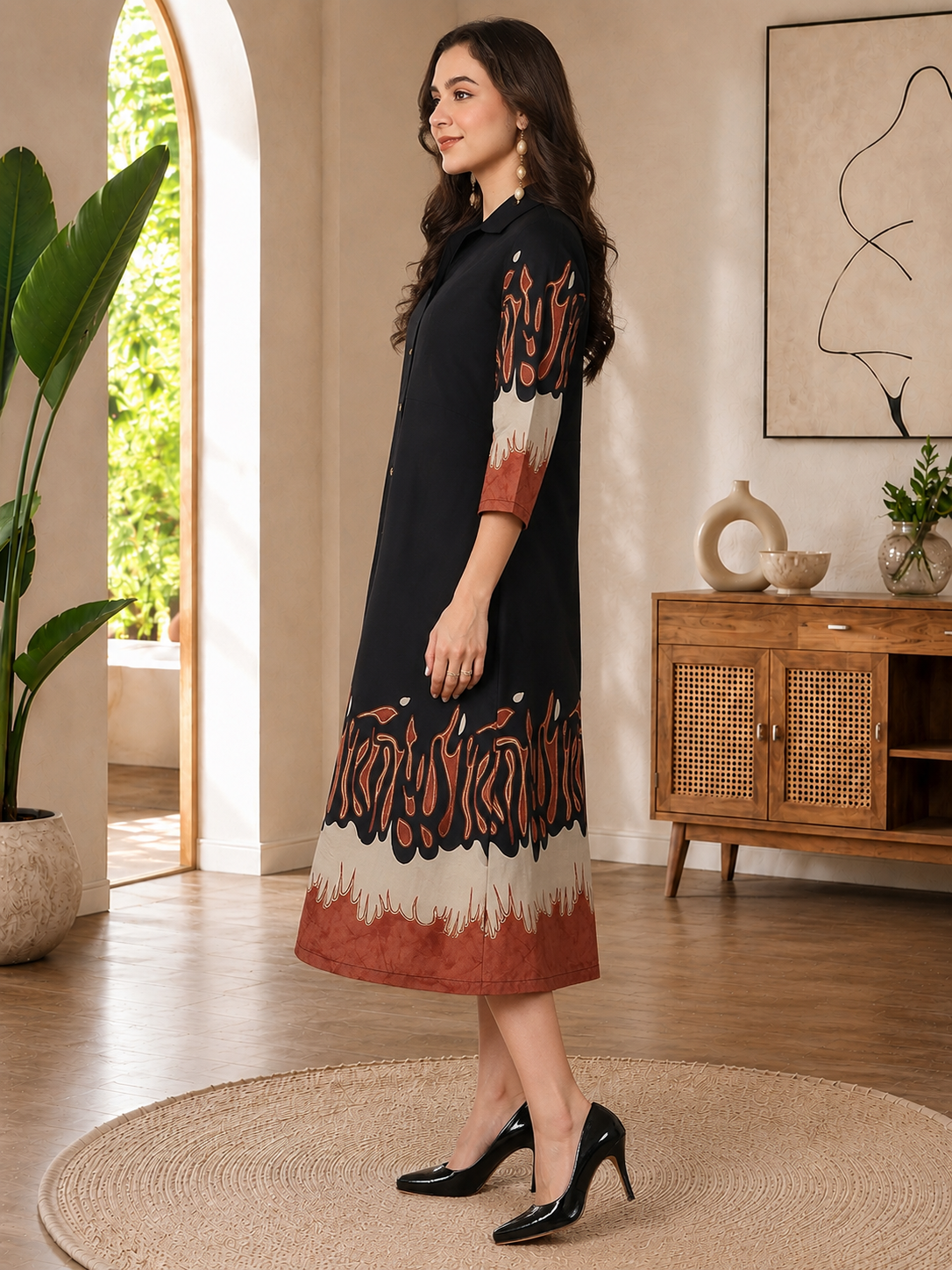 Black Abstract Printed Shirt Collar Midi Dress | Claura