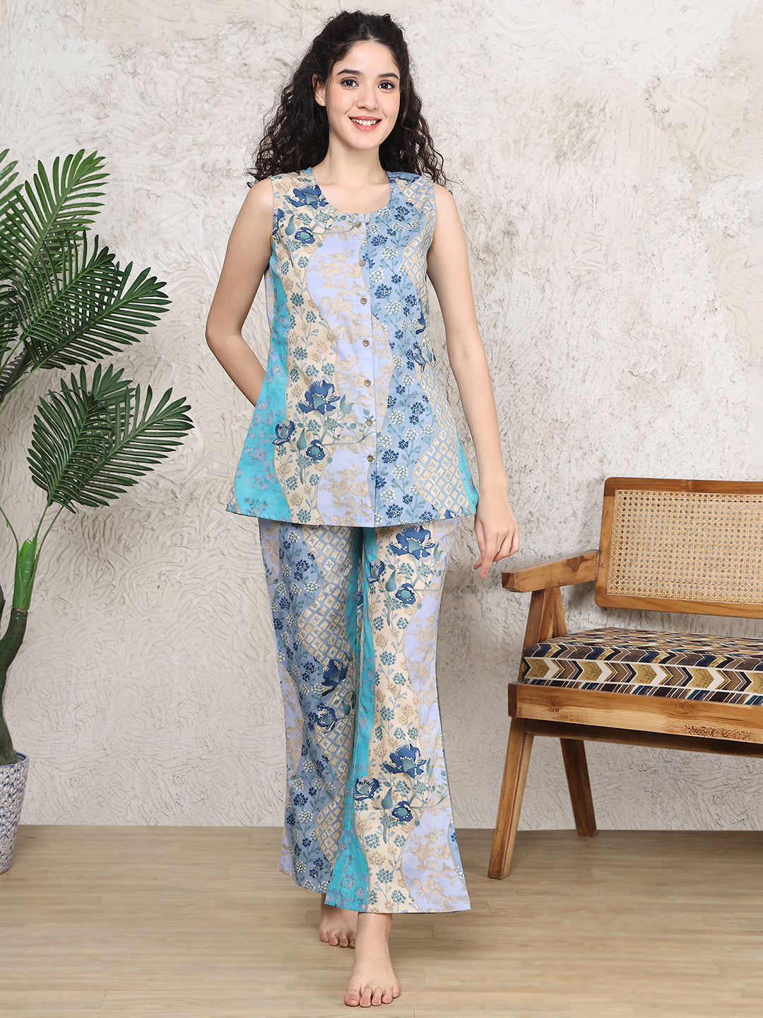 Blue Colour Floral Printed Cotton Night Suit For Women