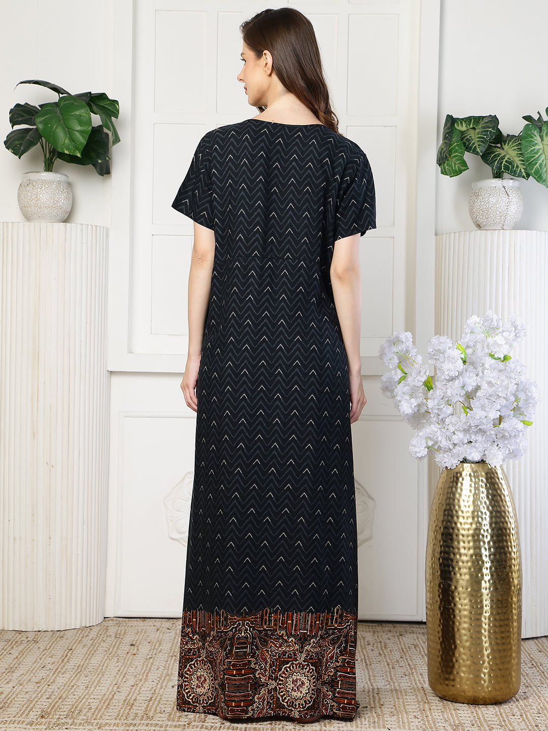 Black night suit for women – abstract sleepwear | Claura