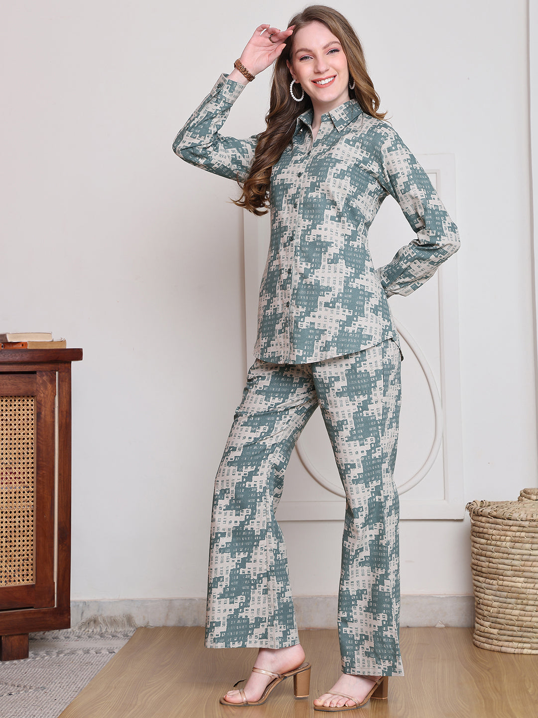 Green Abstract Cotton Co-Ord Set – Stylish & Comfortable | Claura

