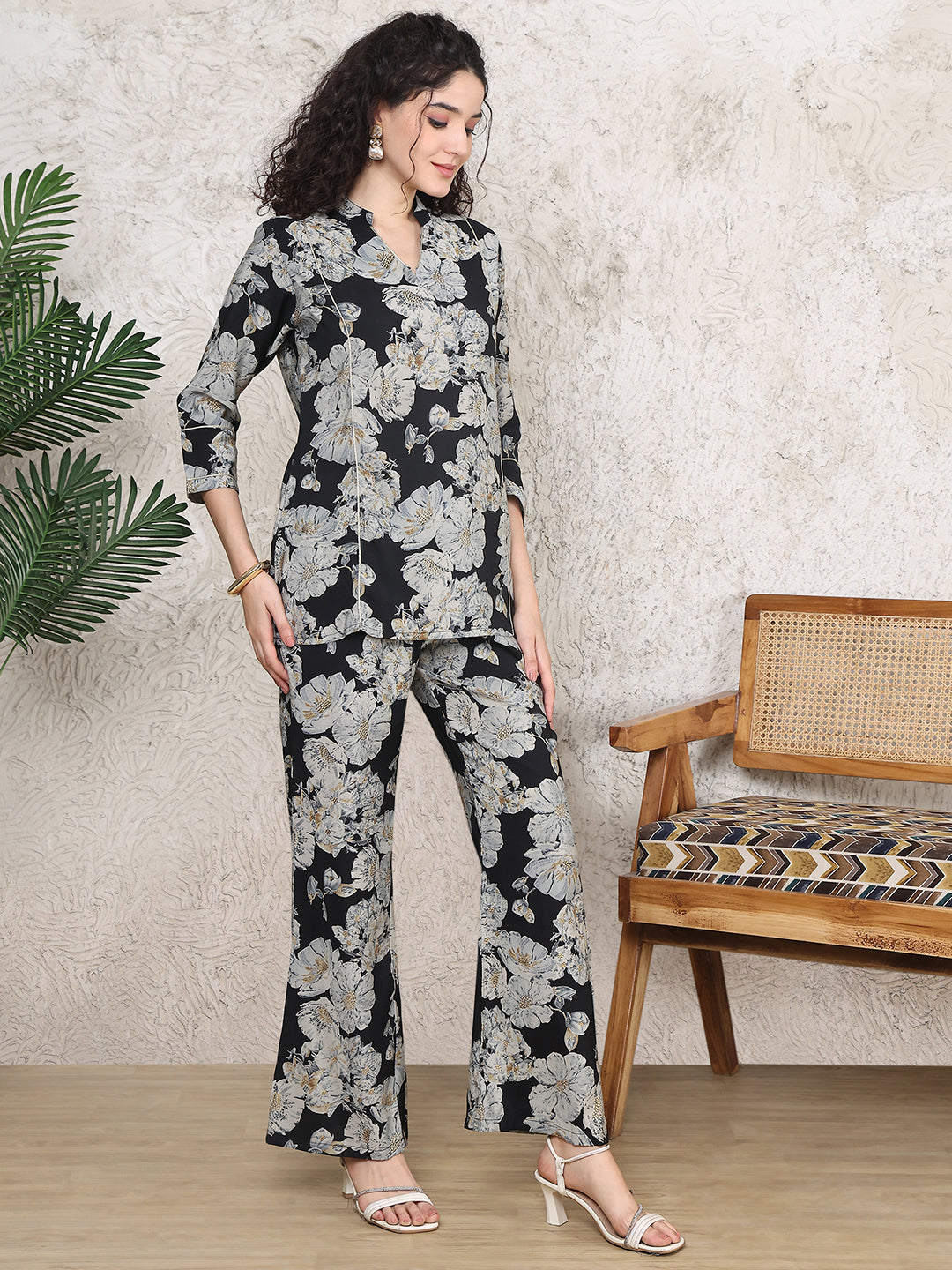 Black Colour Floral Printed Premium Chanderi Co-ord Set