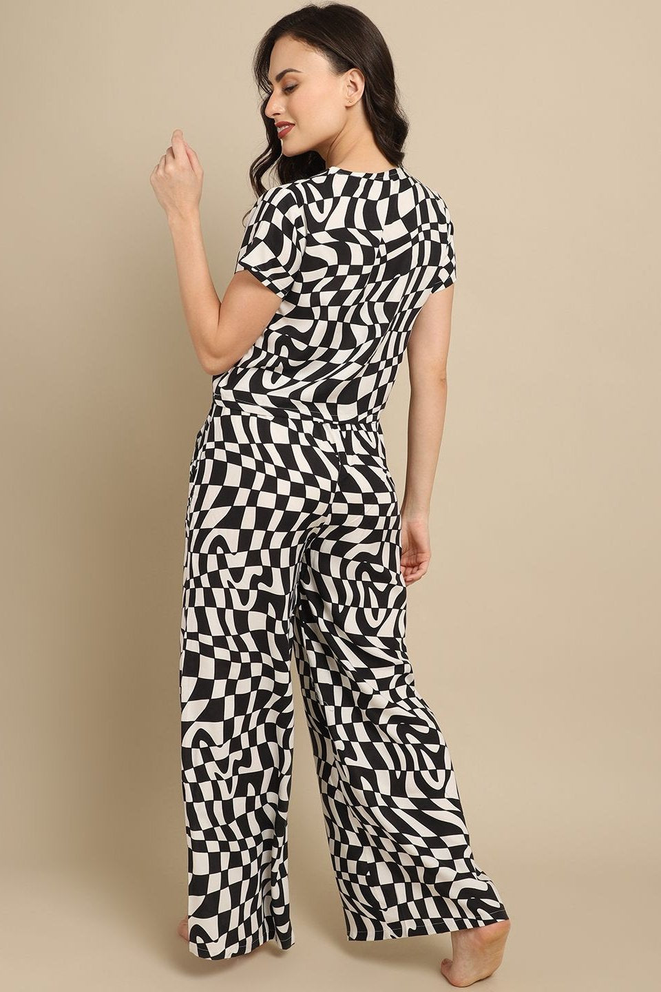 Black & White Geometric Printed Viscose Rayon Night Suit for Women by Claura