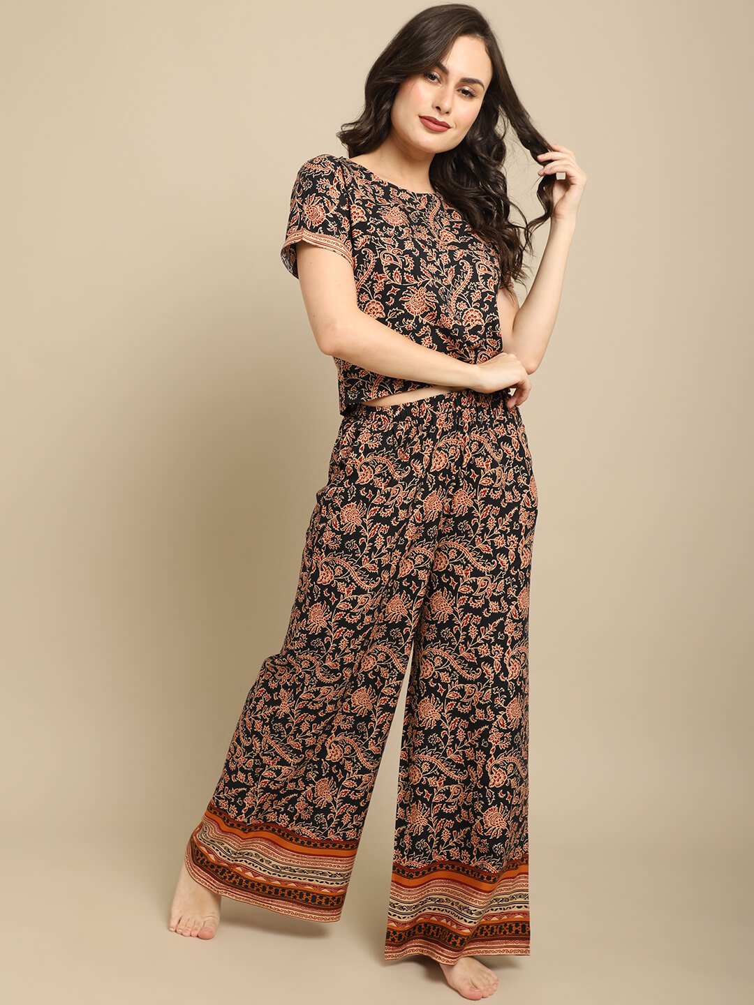Black Color Abstract Printed Viscose Rayon Ethnic Nightsuit Claura Designs Pvt. Ltd. Nightsuit Abstract, Black, Nightsuit, Rayon, Short Sleeves, Sleepwear